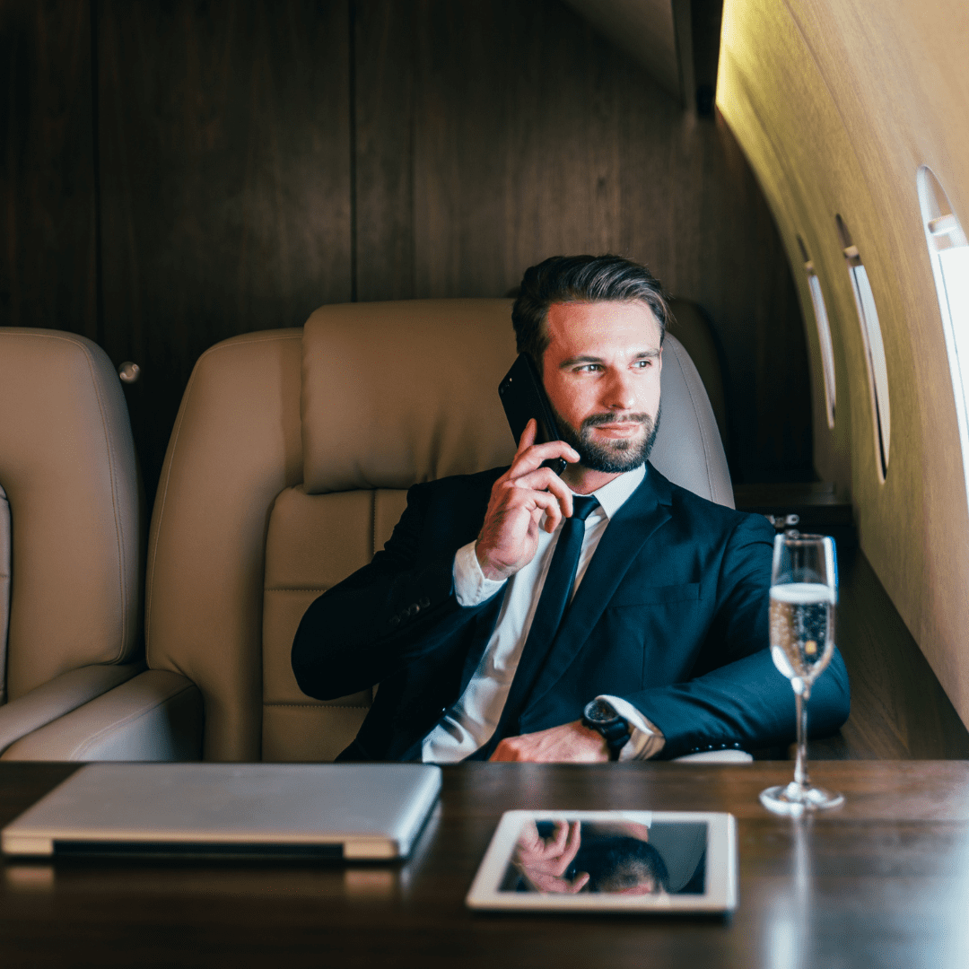 Stock Market vs. Online Business: Ultimate Passive Income in 2025?